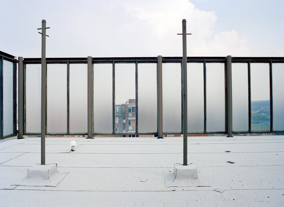 Communal Washing Line Space, Closed